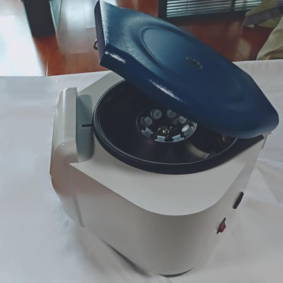 Damping Small Benchtop Centrifuge เสียงรบกวนต่ำความปลอดภัยหลายภาษา